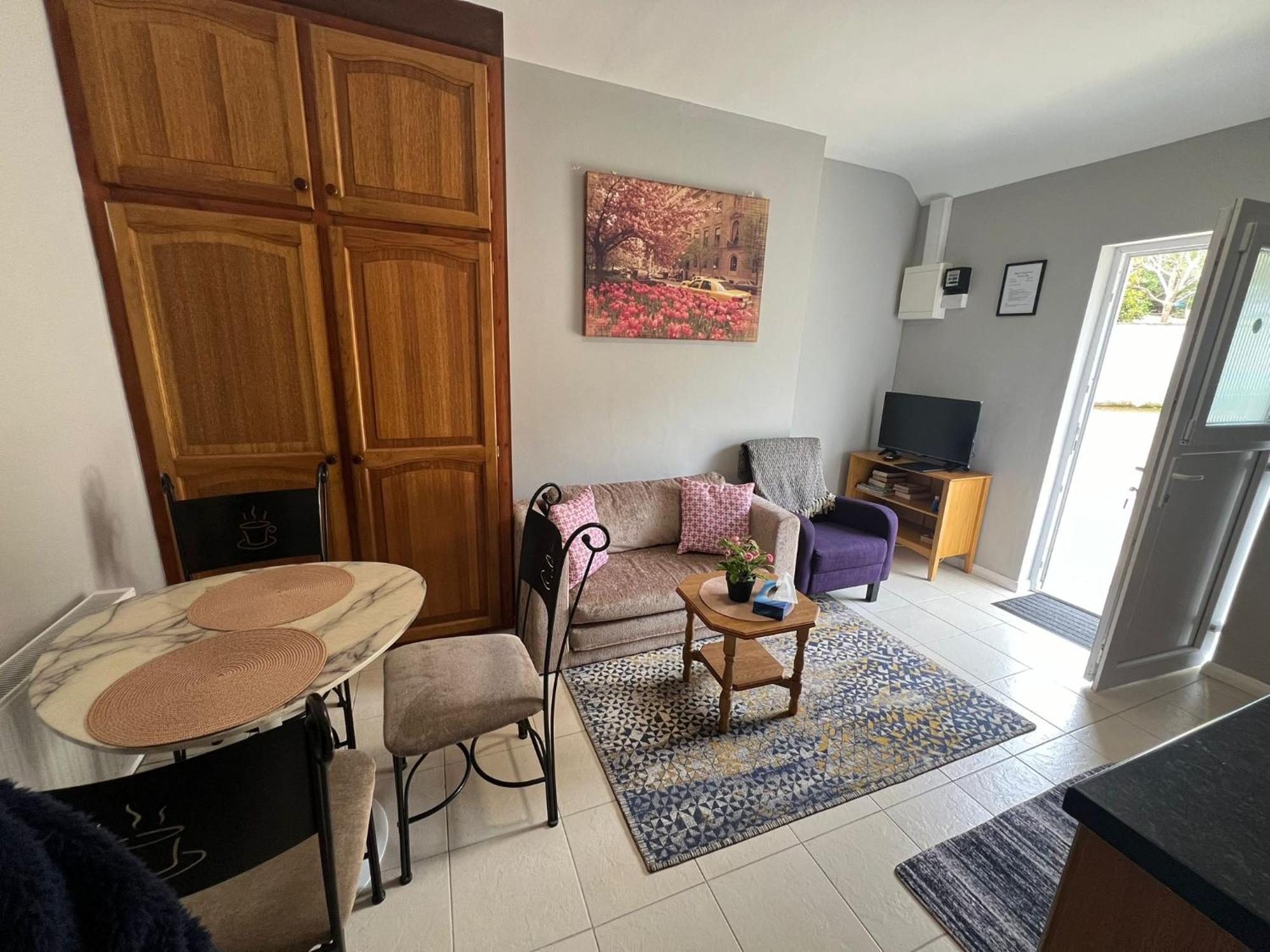 Avonbeg Cottages 2 Bed 1 Bath Accommodate 3 Guests ラスドラム エクステリア 写真